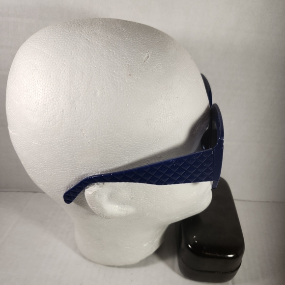 Women's Blue Oversized Square Sunglasses - Picture 3 of 5